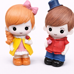 Cute Couple Doll Showpiece Set