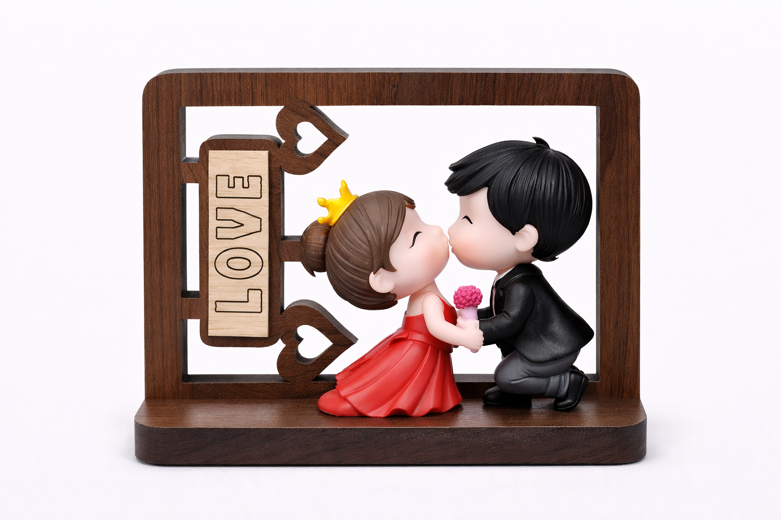 Cute Love Couple Wooden Showpiece